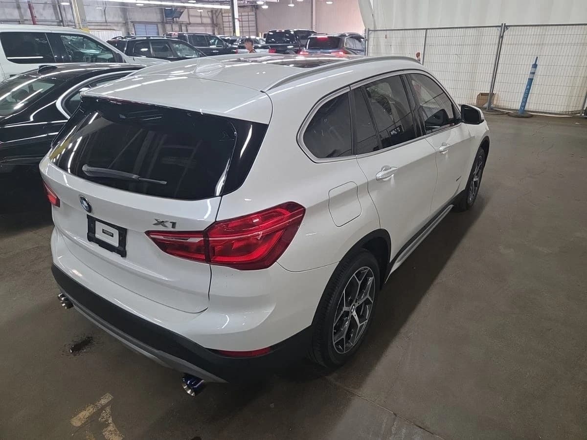 2018 BMW X1 xDrive28i — photo 5