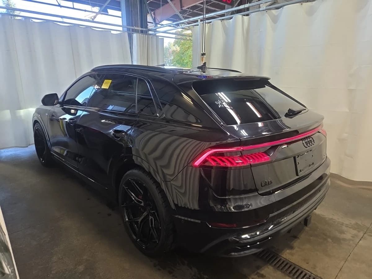 2021 Audi Q8 Premium Plus — photo 3