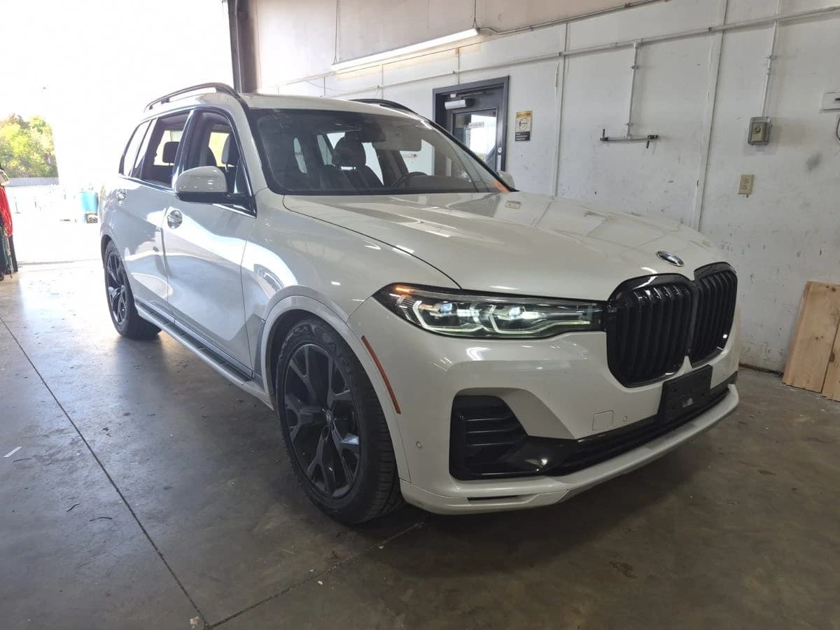 2020 BMW X7 xDrive40i — photo 6