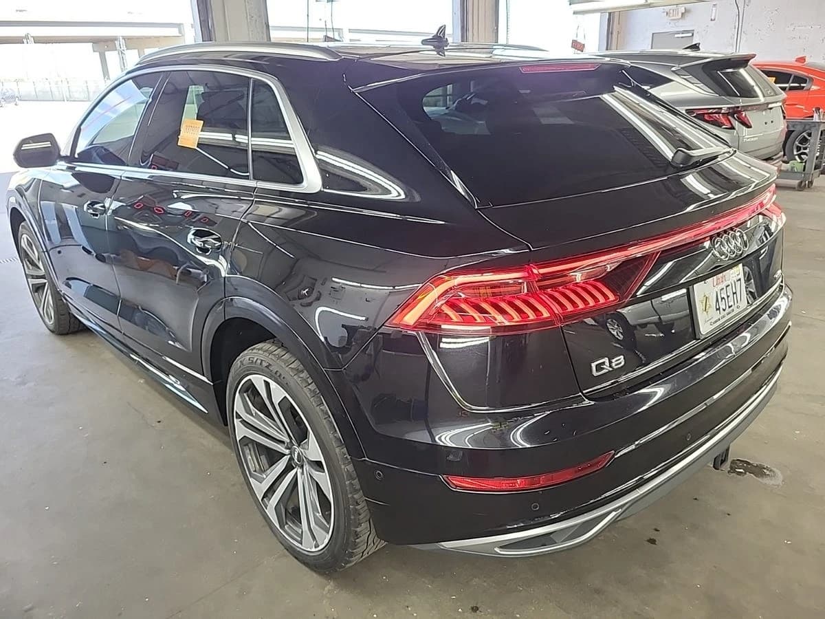 2019 Audi Q8 Premium Plus — photo 3