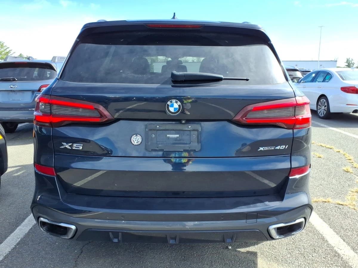 2021 BMW X5 xDrive40i — photo 4