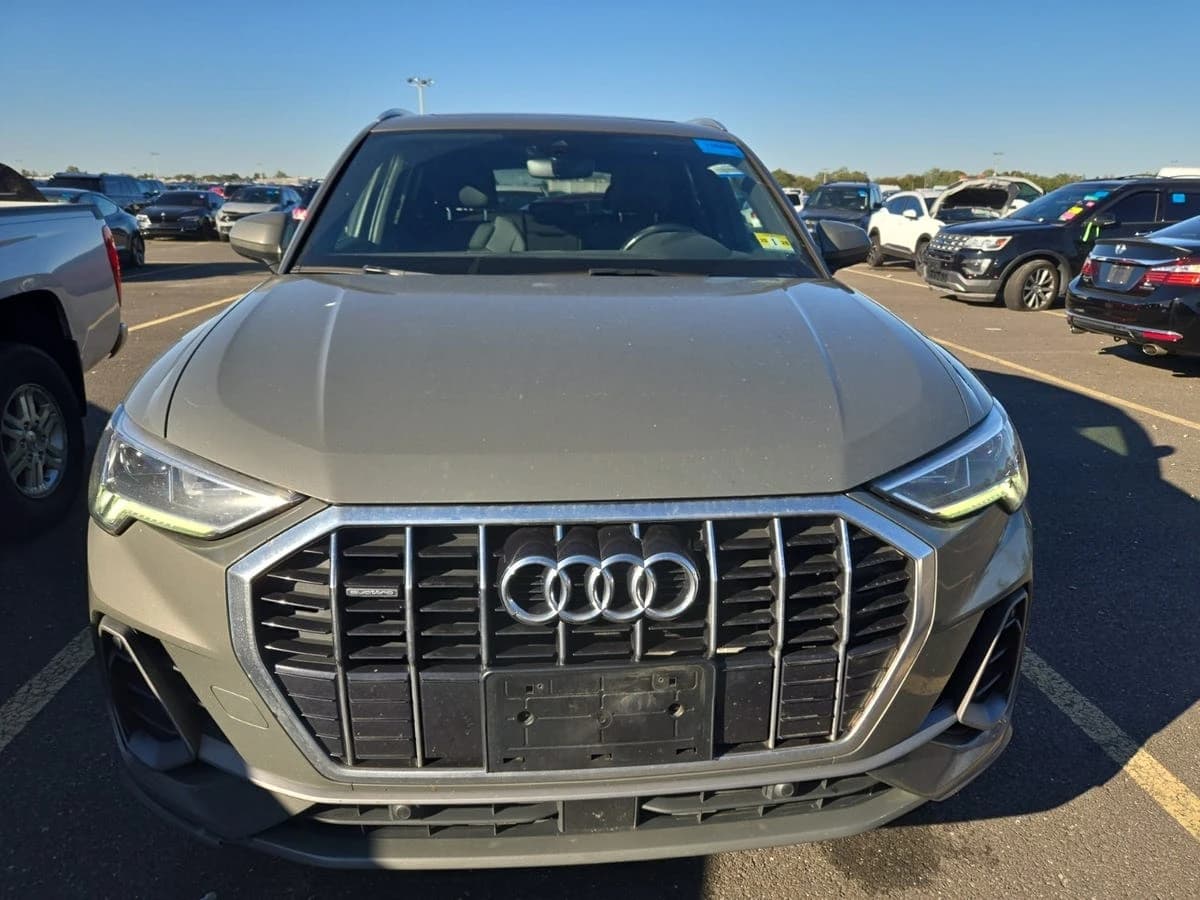 2019 Audi Q3 S line Premium Plus — photo 7