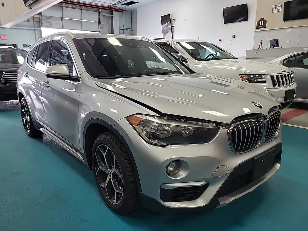 2019 BMW X1 xDrive28i — photo 6