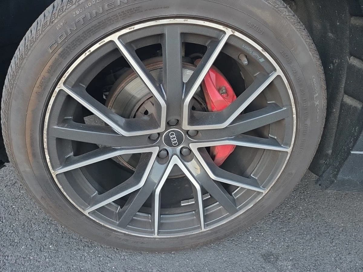 2021 Audi Q8 Premium Plus — photo 2