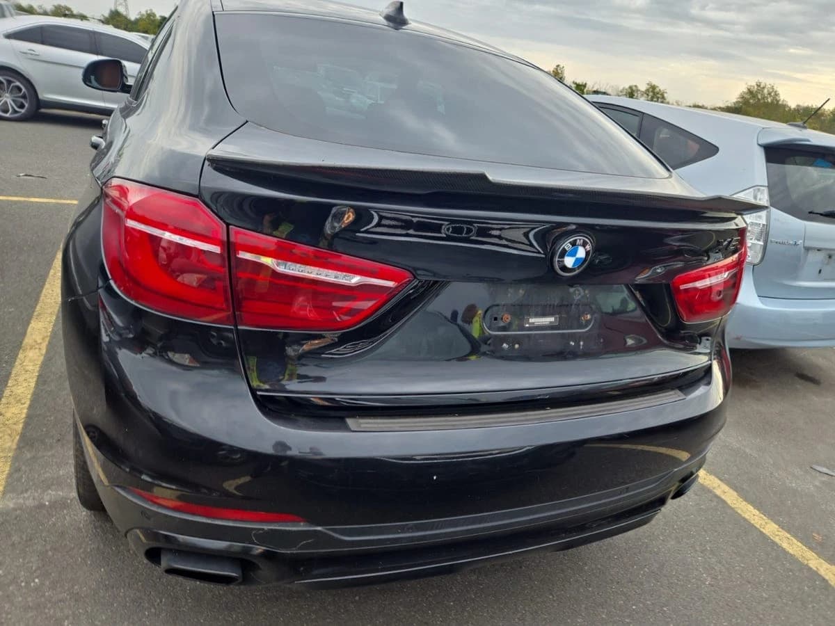 2018 BMW X6 xDrive50i — photo 4