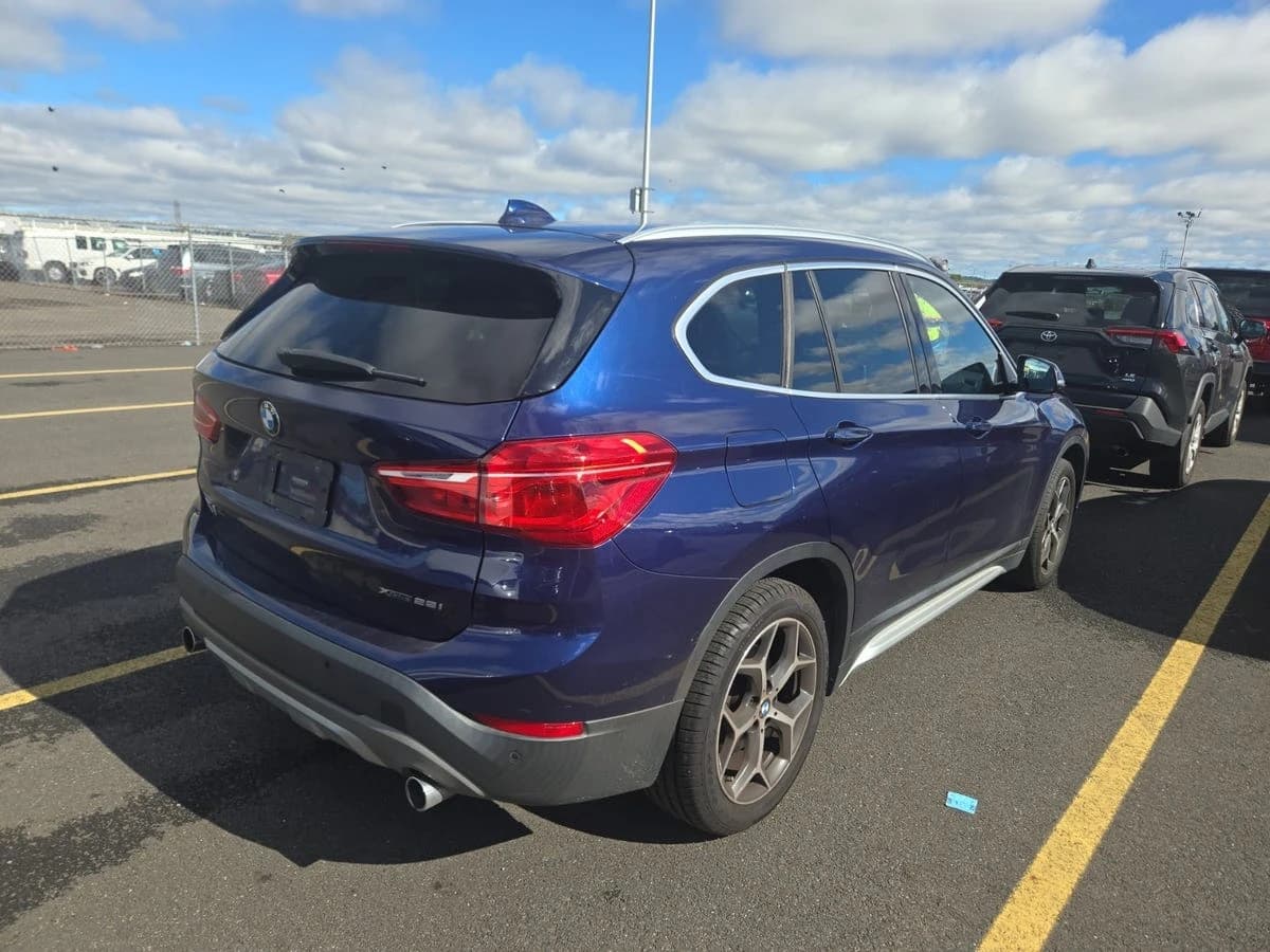 2019 BMW X1 xDrive28i — photo 5