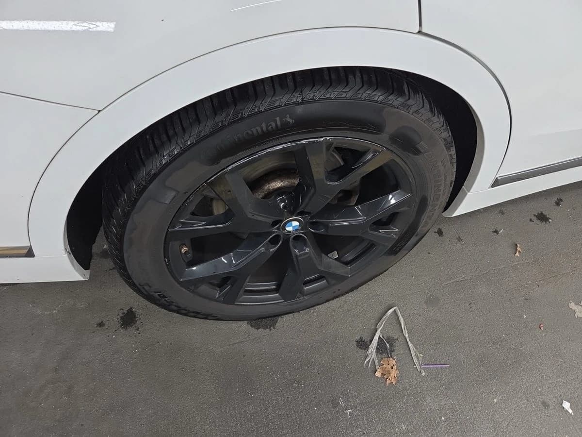 2021 BMW X7 xDrive40i — photo 7