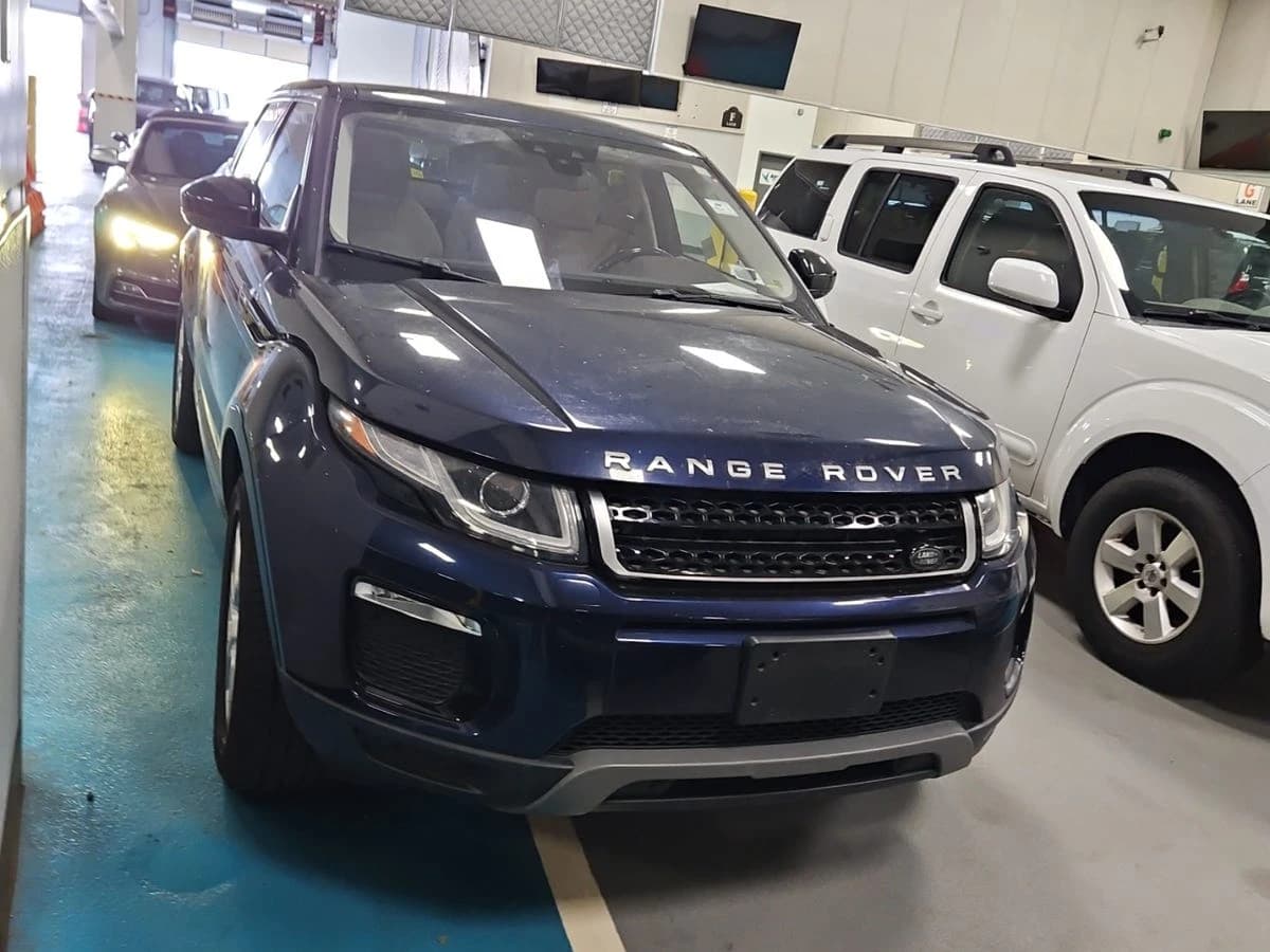2018 Land Rover Range Rover Evoque SE — photo 7