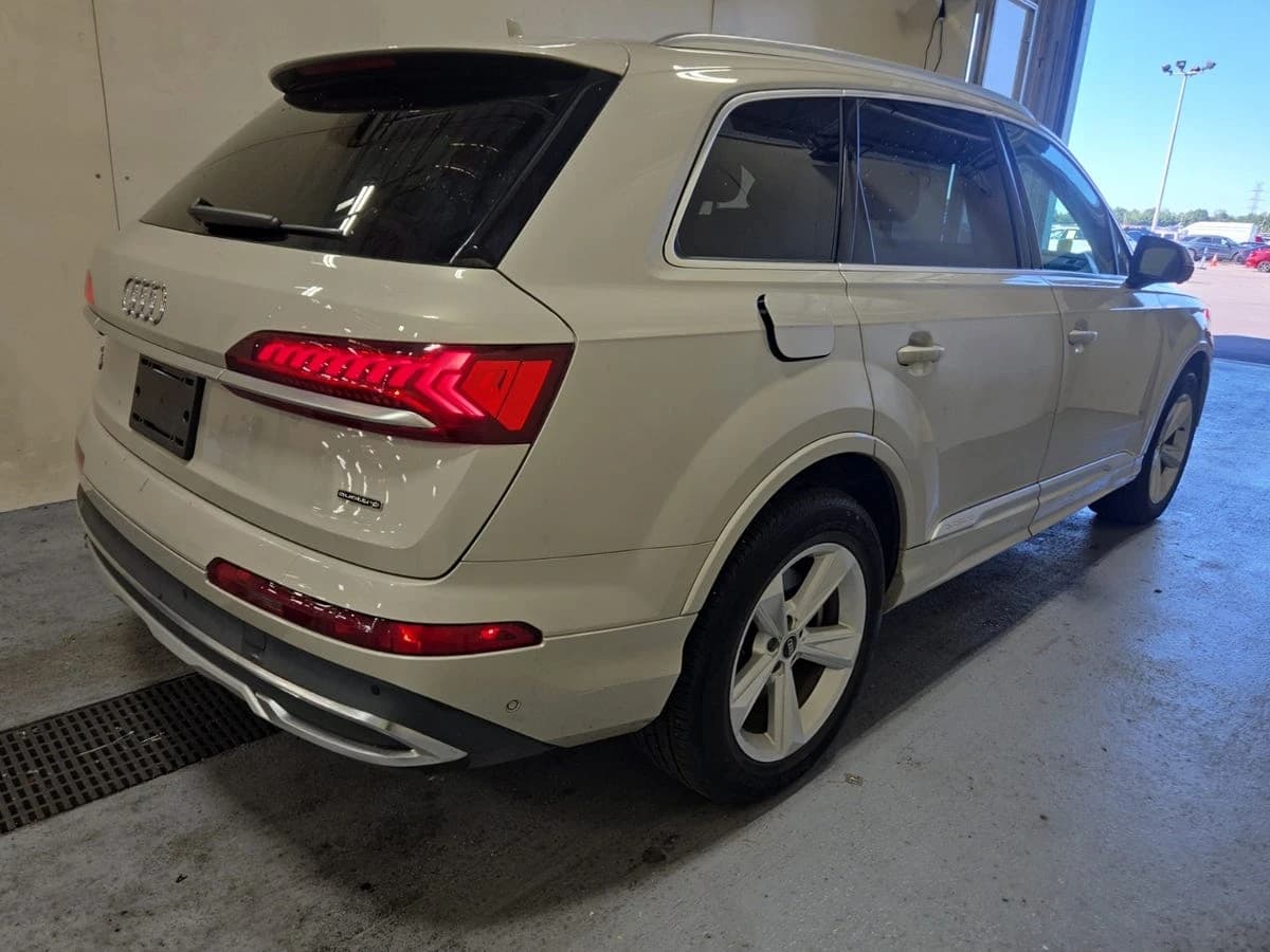 2022 Audi Q7 Premium Plus — photo 6