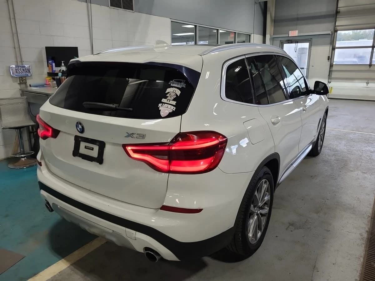 2018 BMW X3 xDrive30i — photo 5