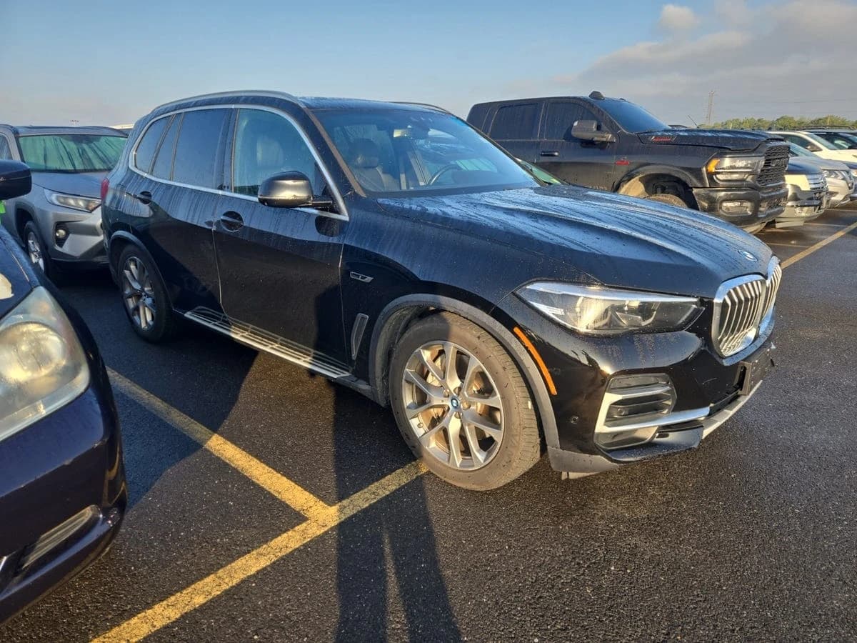 2023 BMW X5 PHEV xDrive45e — photo 6
