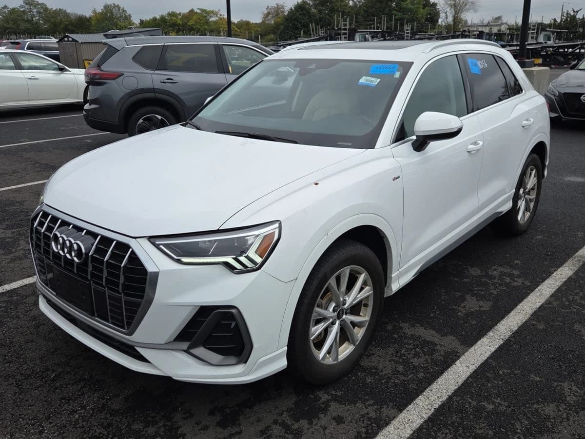 2025 Audi Q3 S line Premium — photo 1