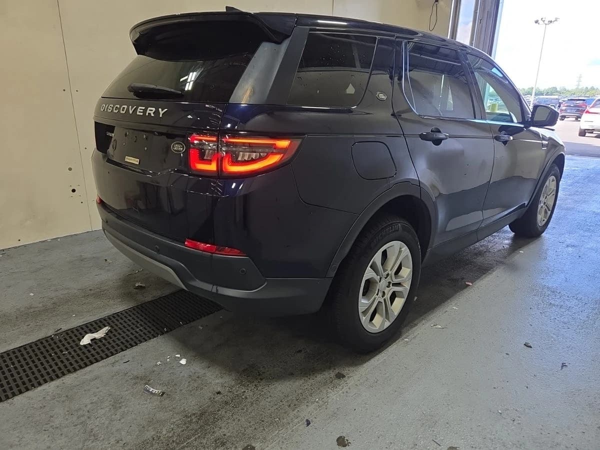2021 Land Rover Discovery Sport S — photo 6