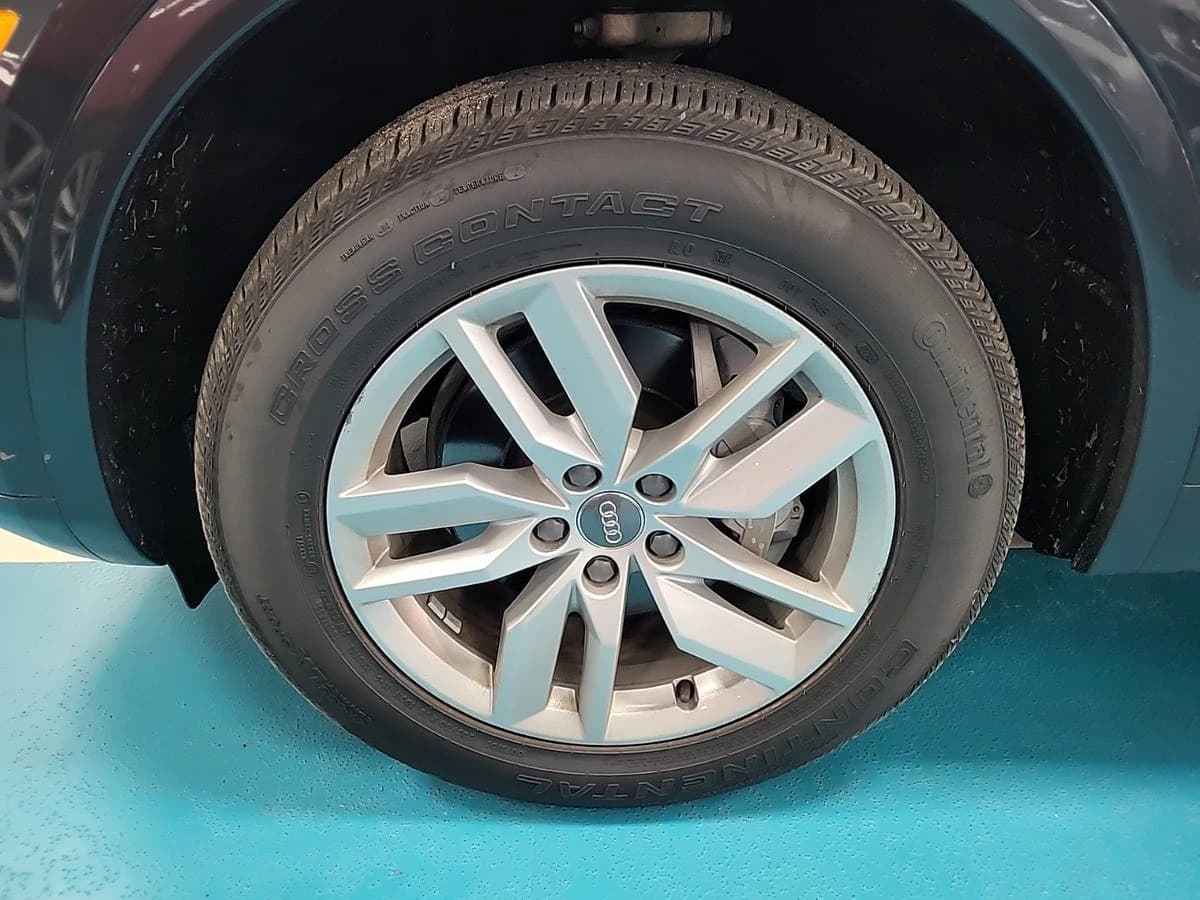 2020 Audi Q5 Premium — photo 2