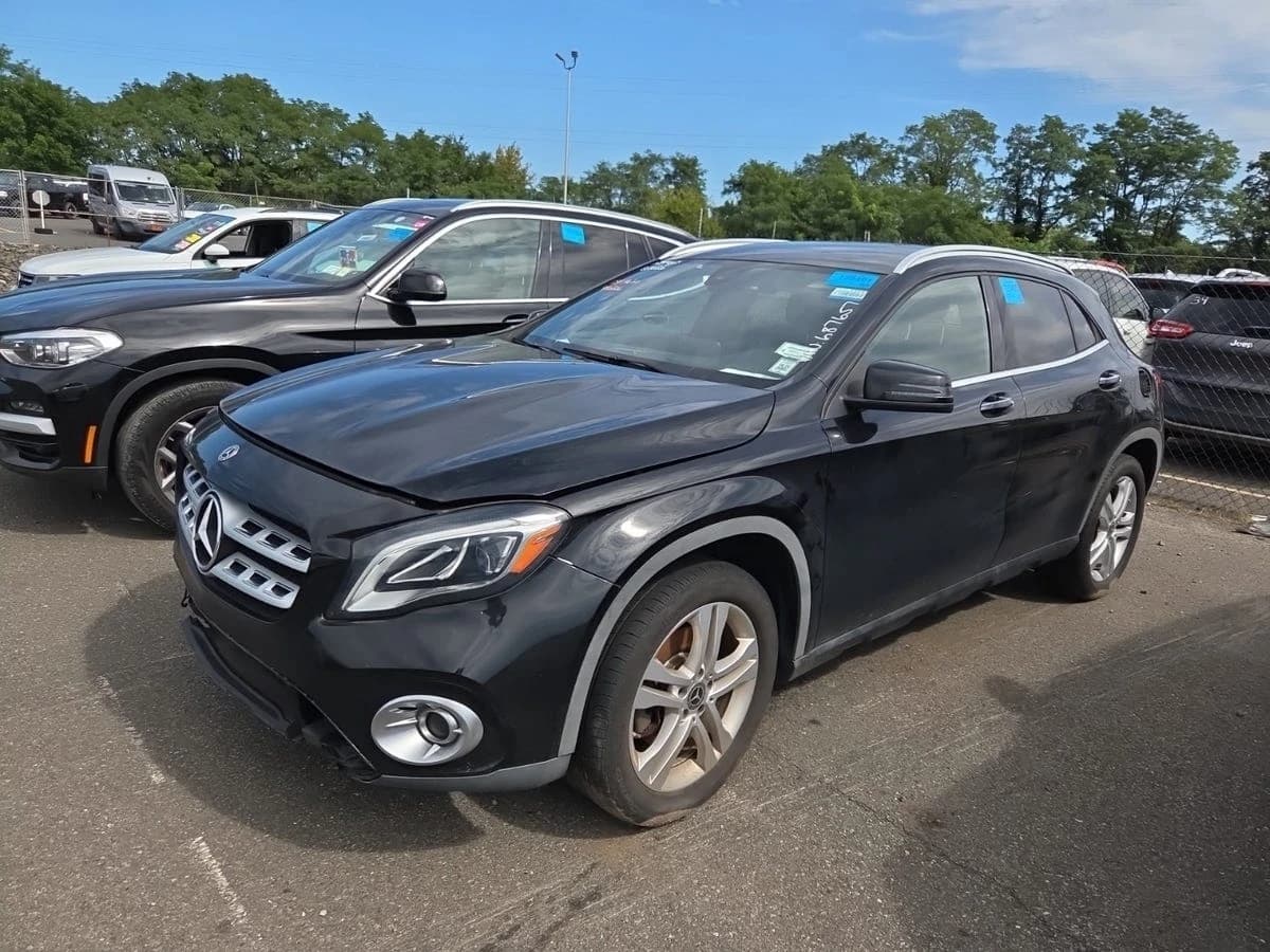 2020 Mercedes-Benz GLA 250 GLA 250 — photo 1