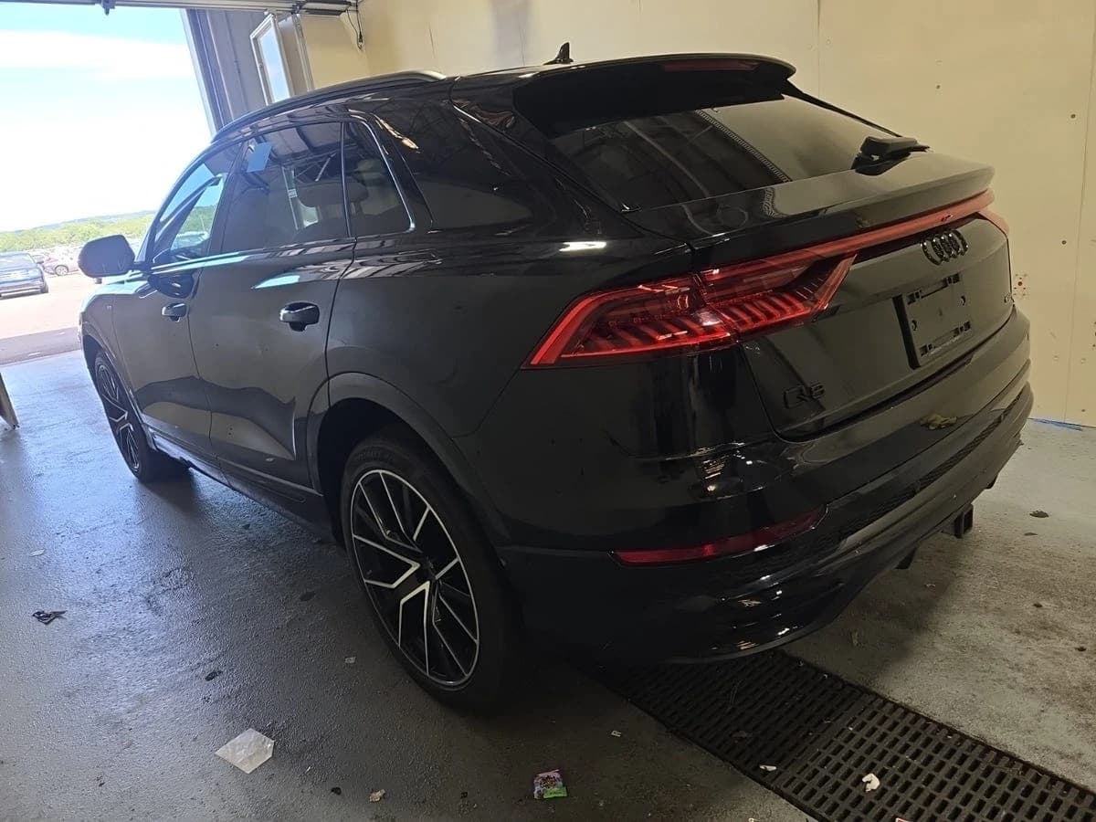 2021 Audi Q8 Premium Plus — photo 3