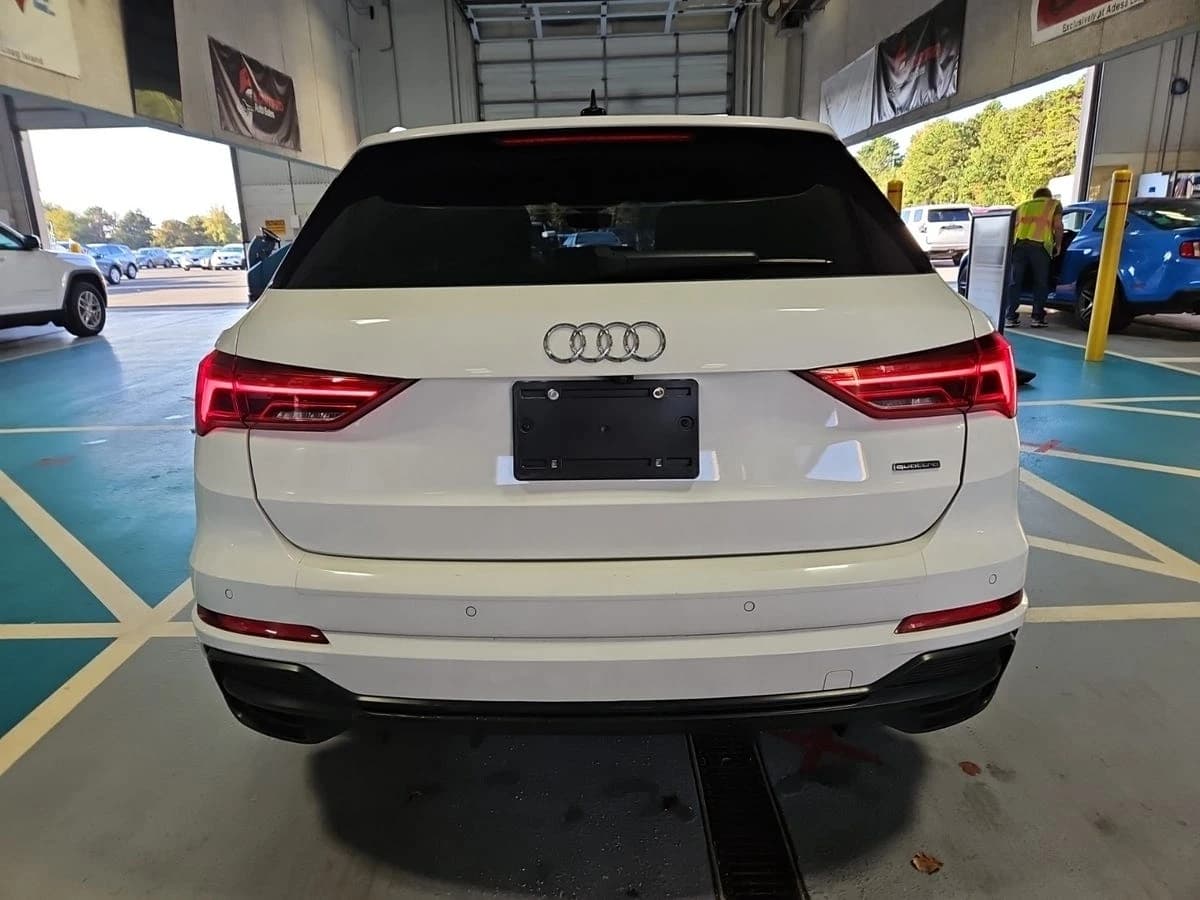 2020 Audi Q3 S line Premium — photo 4