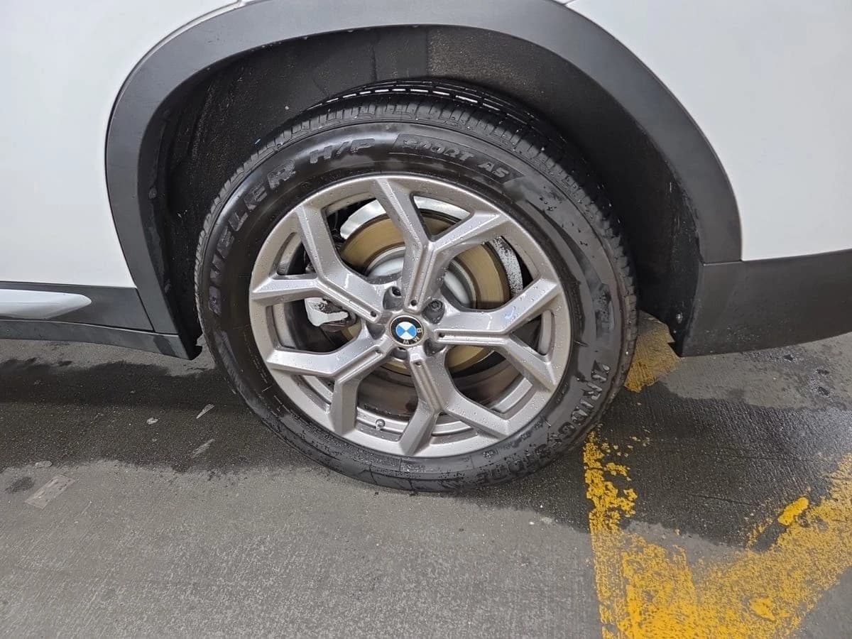 2022 BMW X4 xDrive30i — photo 4