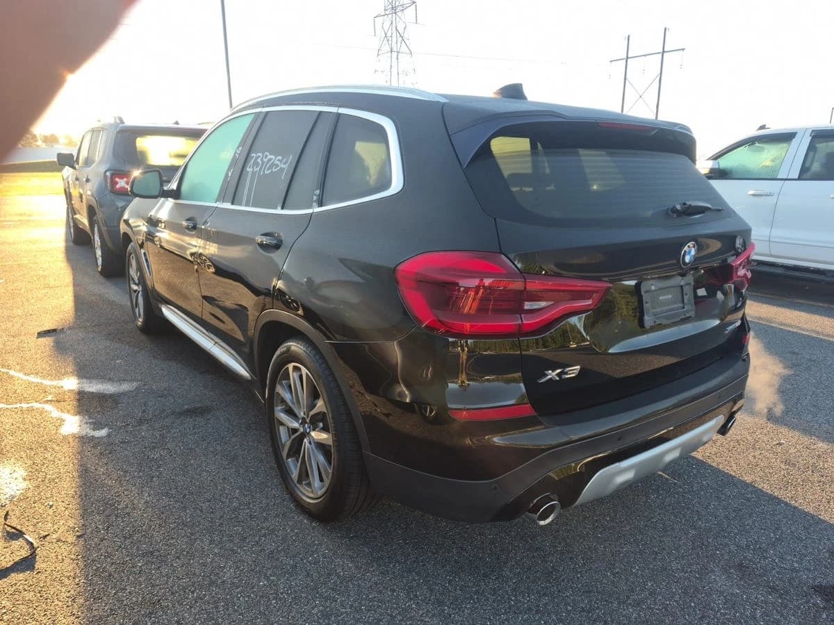 2019 BMW X3 xDrive30i — photo 3