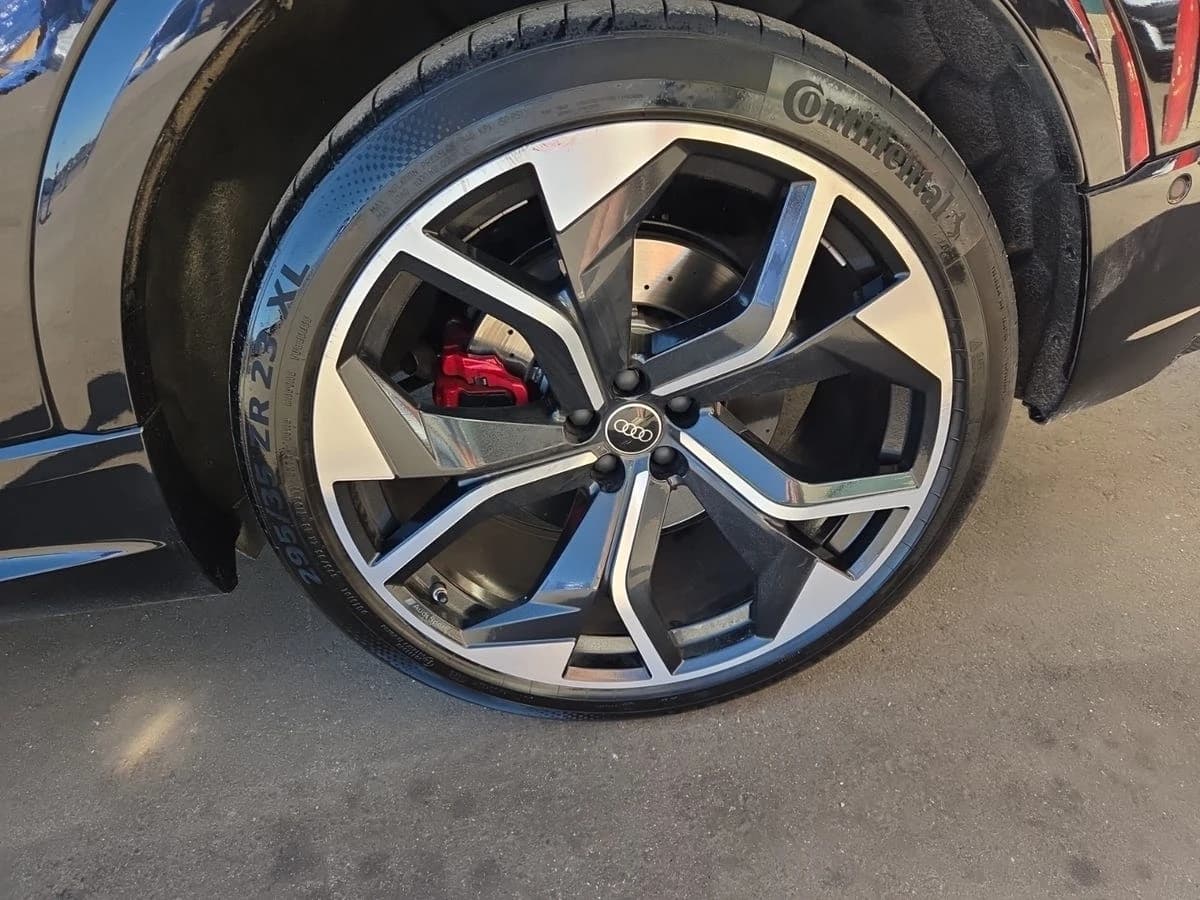 2021 Audi RS Q8 4.0T — photo 4
