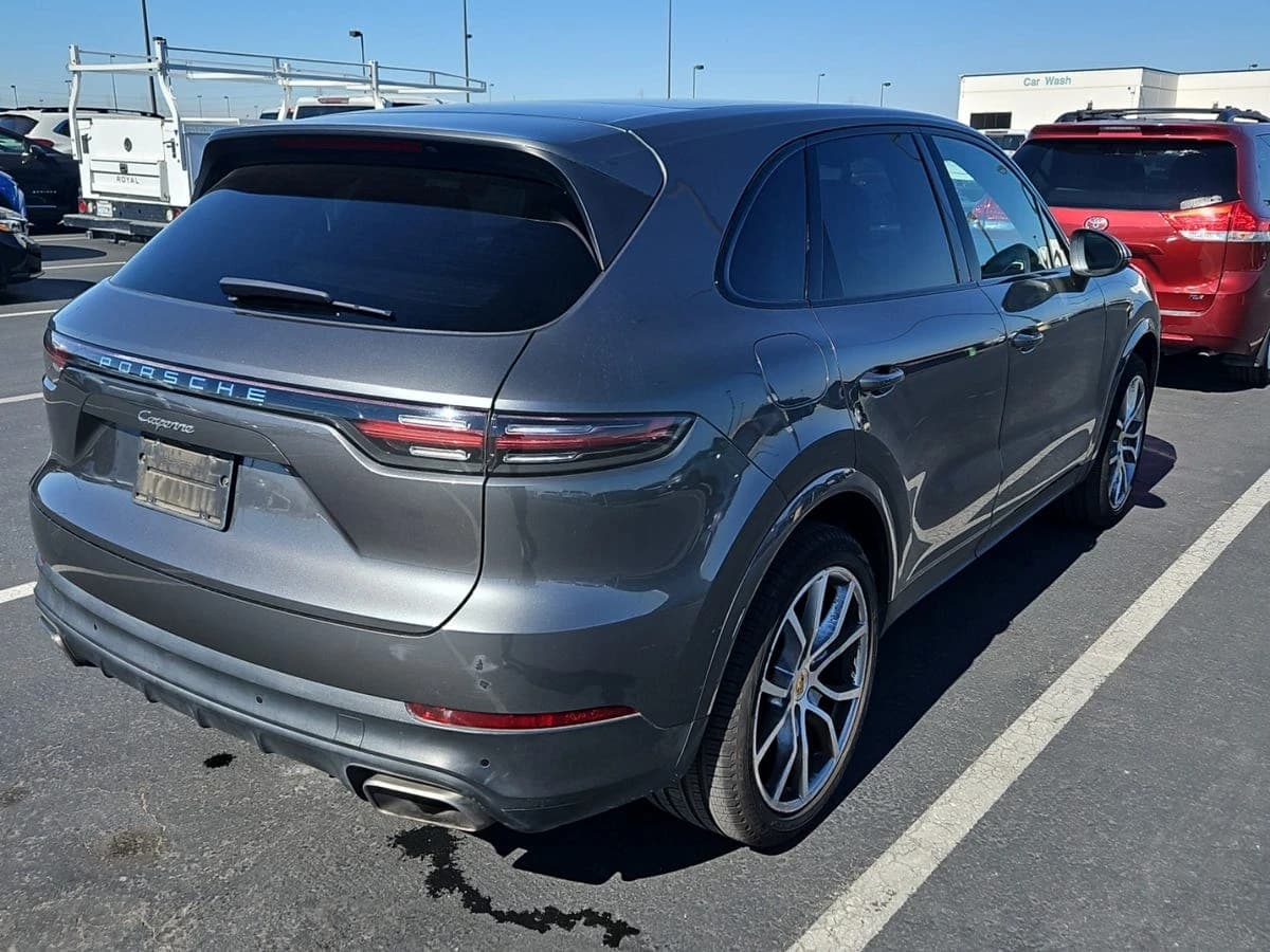 2019 Porsche Cayenne 3.0L V6 DI T/C D — photo 5