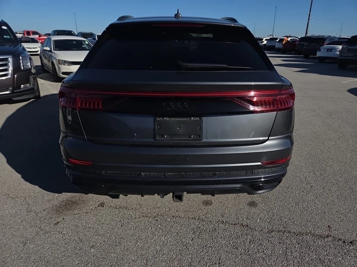 2019 Audi Q8 Prestige — photo 4