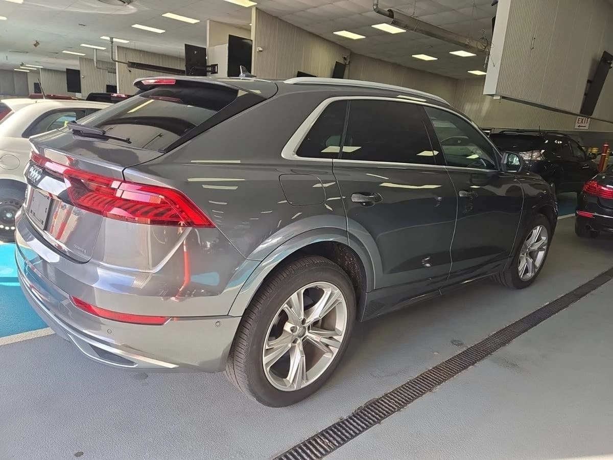 2019 Audi Q8 Premium Plus — photo 5