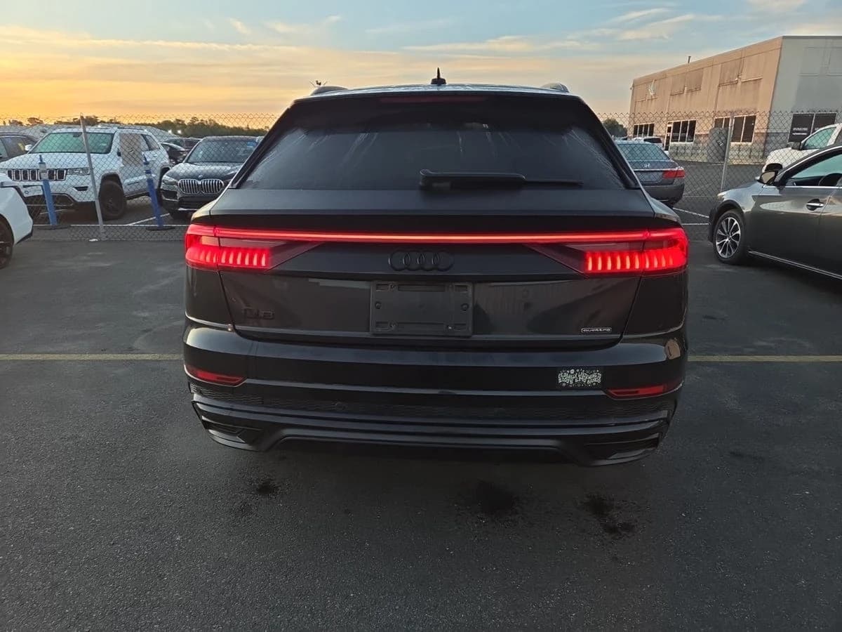 2021 Audi Q8 Premium Plus — photo 4