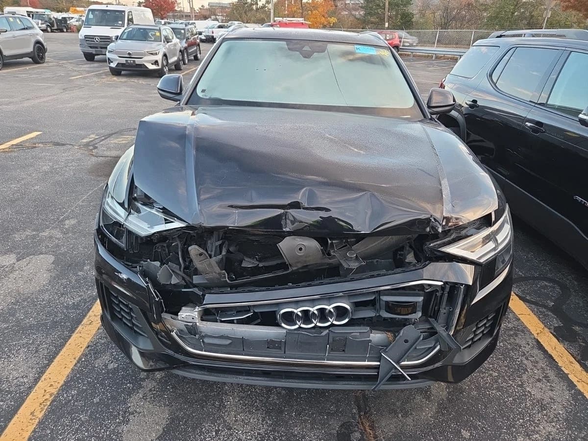 2019 Audi Q8 Premium Plus — photo 7