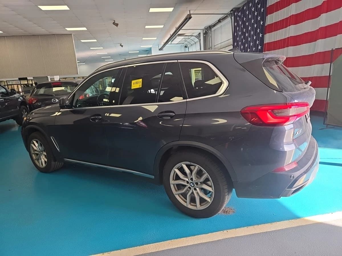 2019 BMW X5 xDrive50i — photo 3