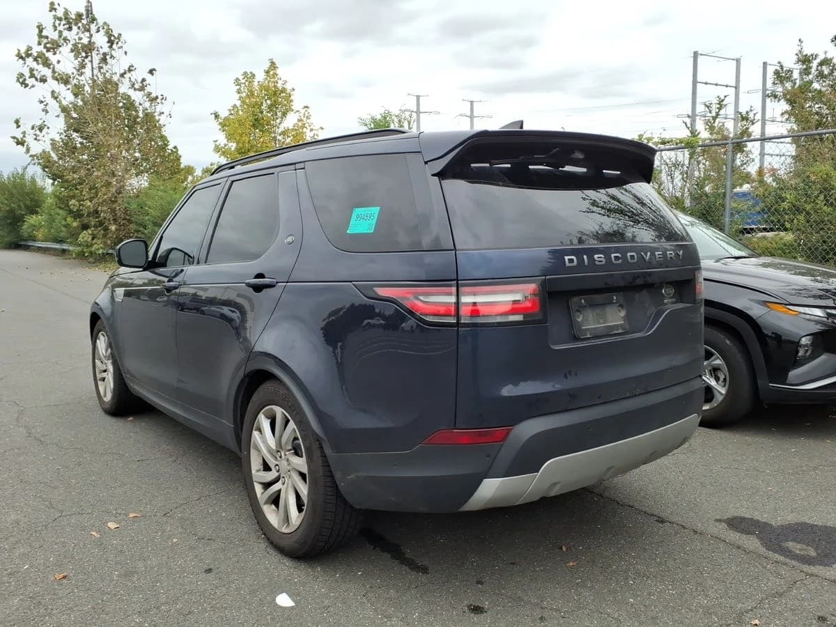 2018 Land Rover Discovery HSE — photo 3