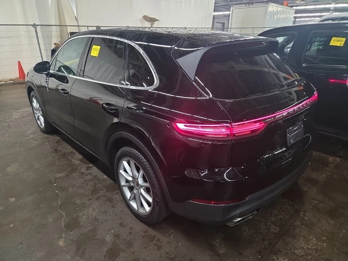 2020 Porsche Cayenne 3.0L V6 DI T/C D — photo 3