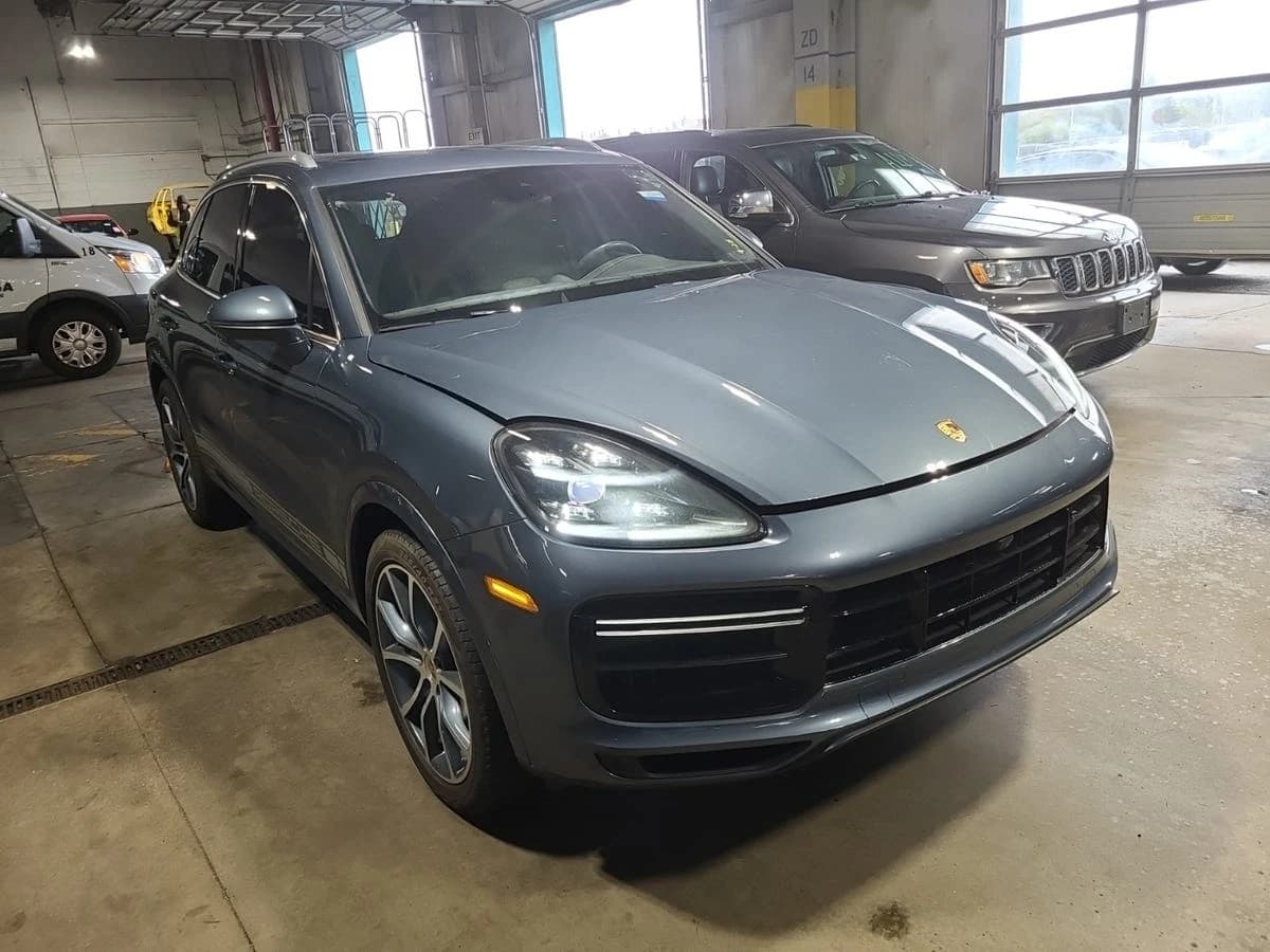 2020 Porsche Cayenne Turbo — photo 6