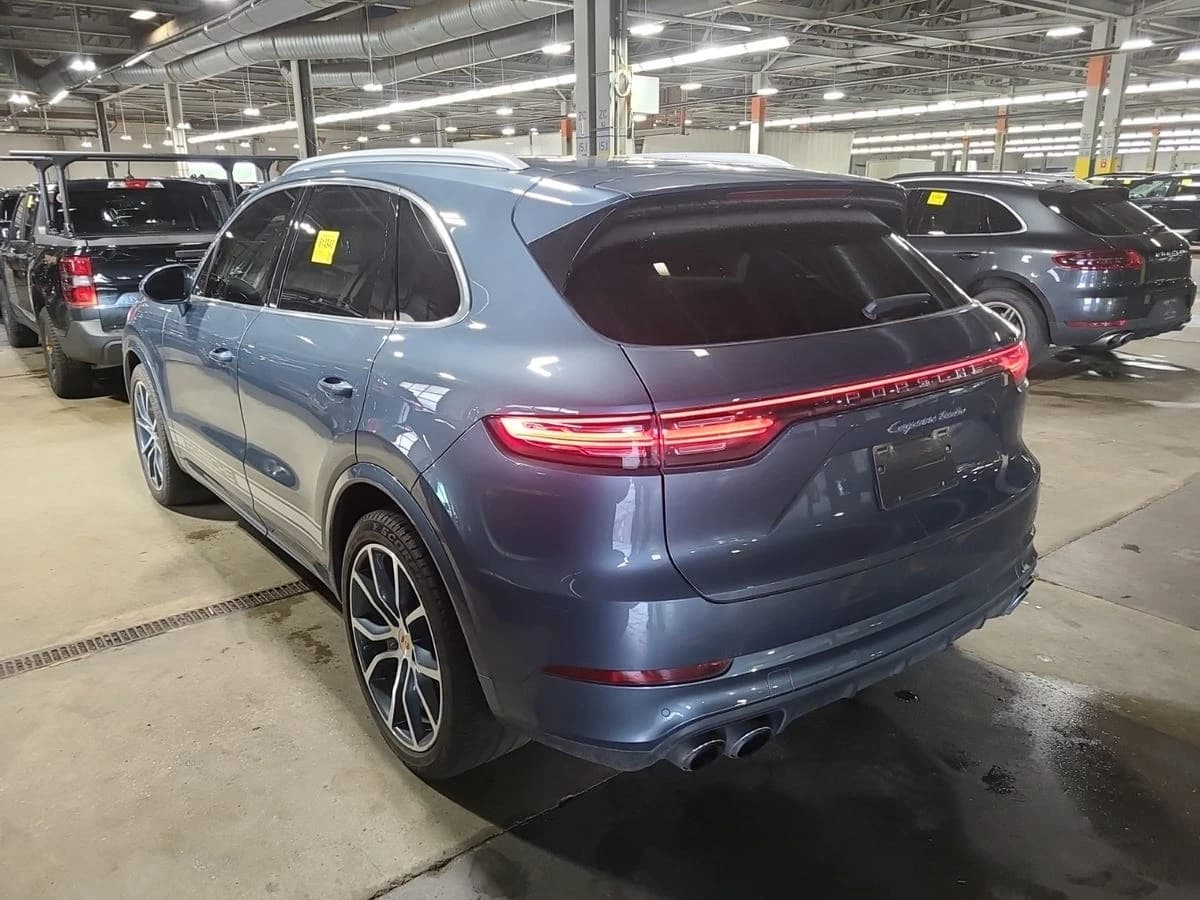 2020 Porsche Cayenne Turbo — photo 3