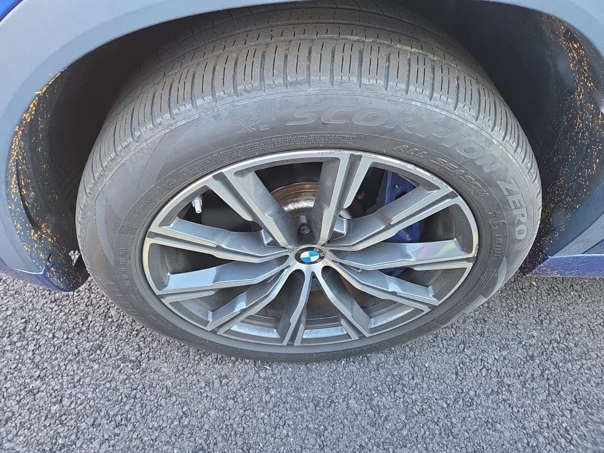 2020 BMW X6 M50i — photo 2