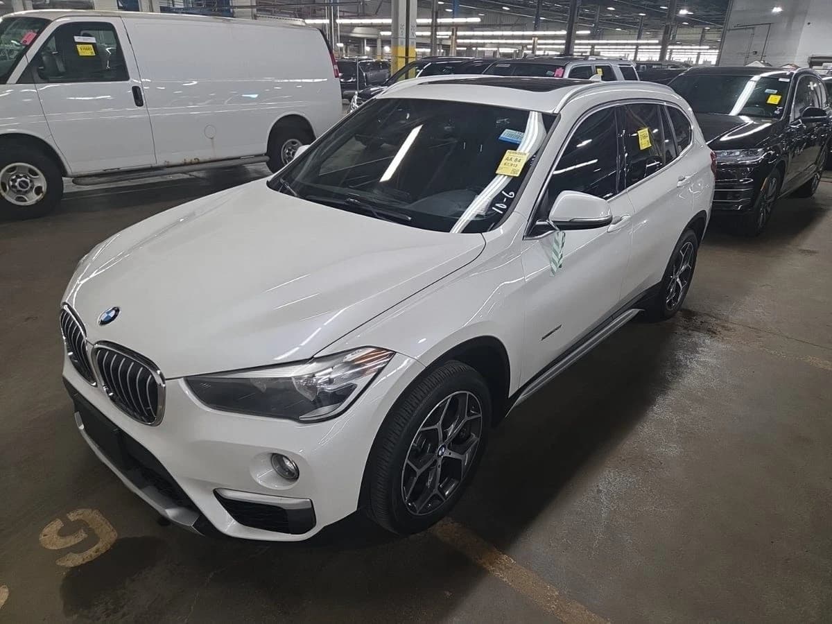 2018 BMW X1 xDrive28i — photo 1