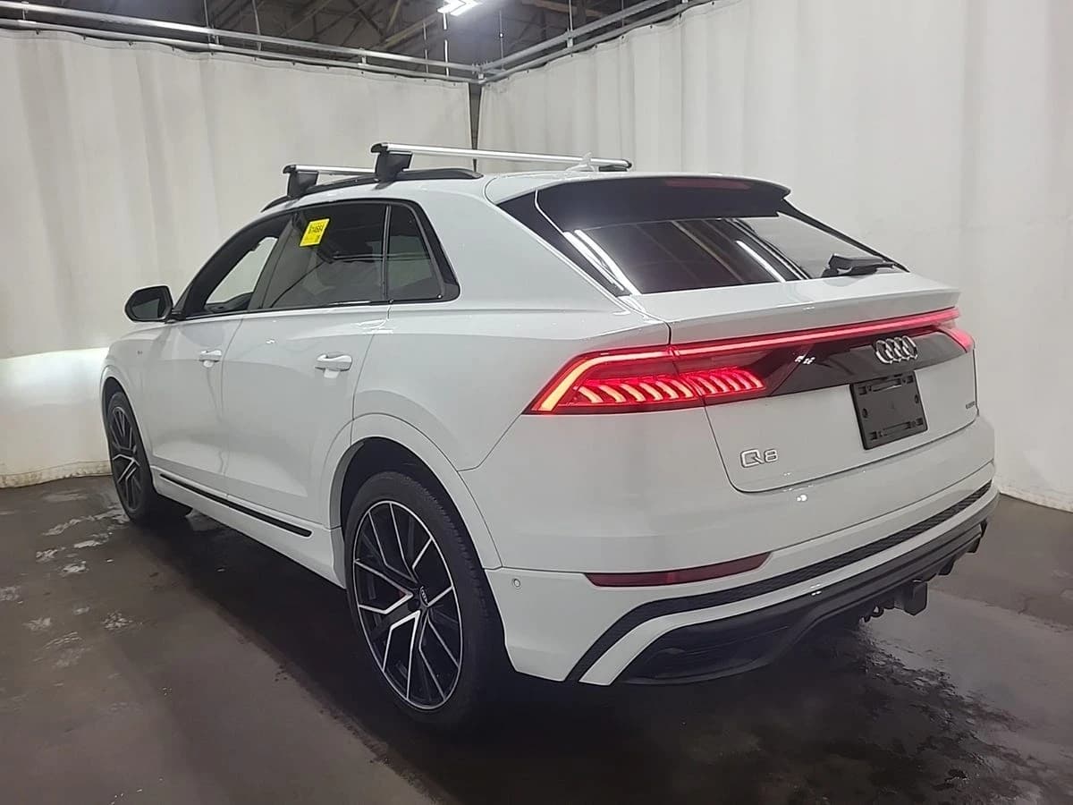 2021 Audi Q8 Prestige — photo 3