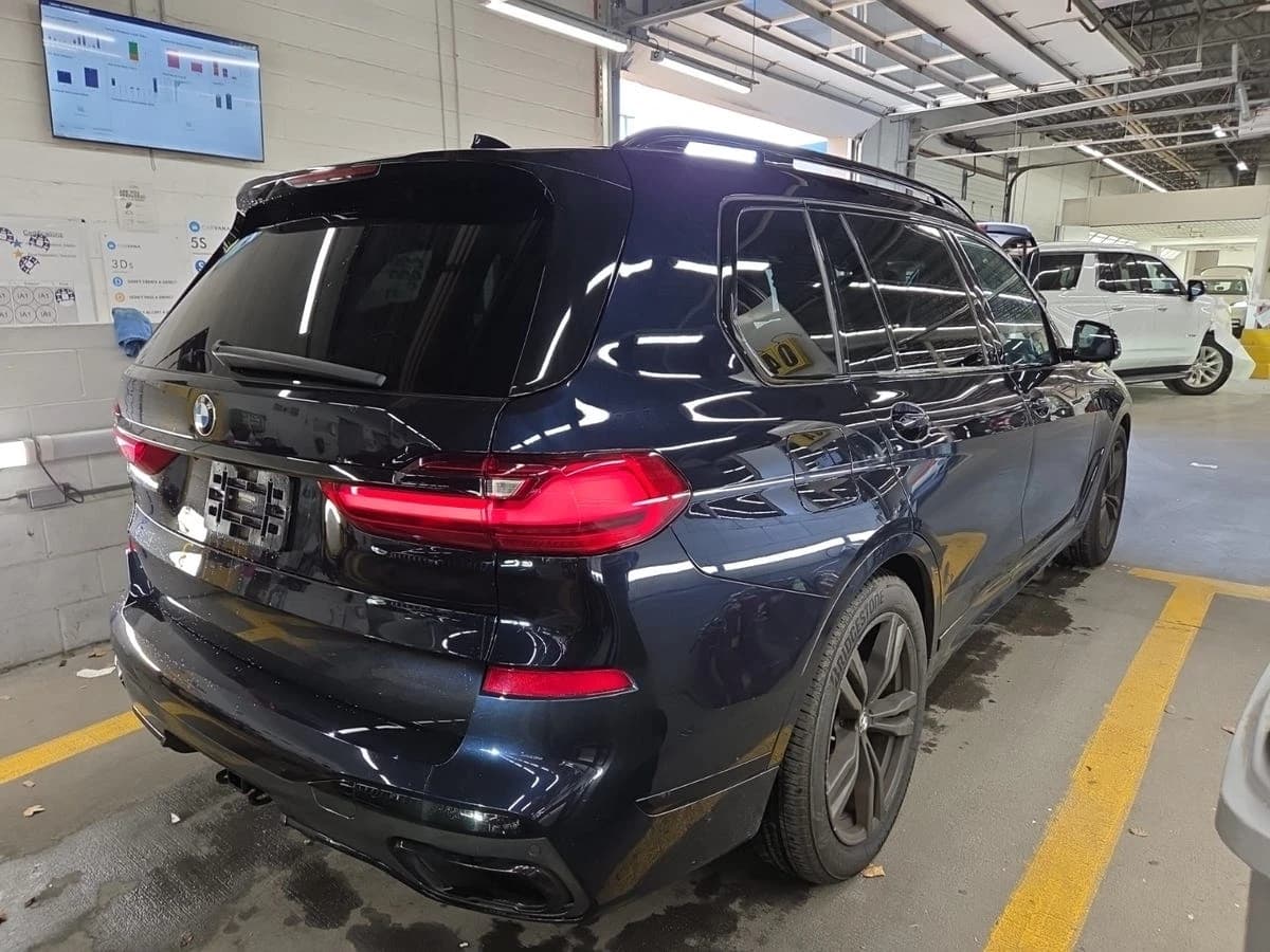 2022 BMW X7 M50i — photo 6